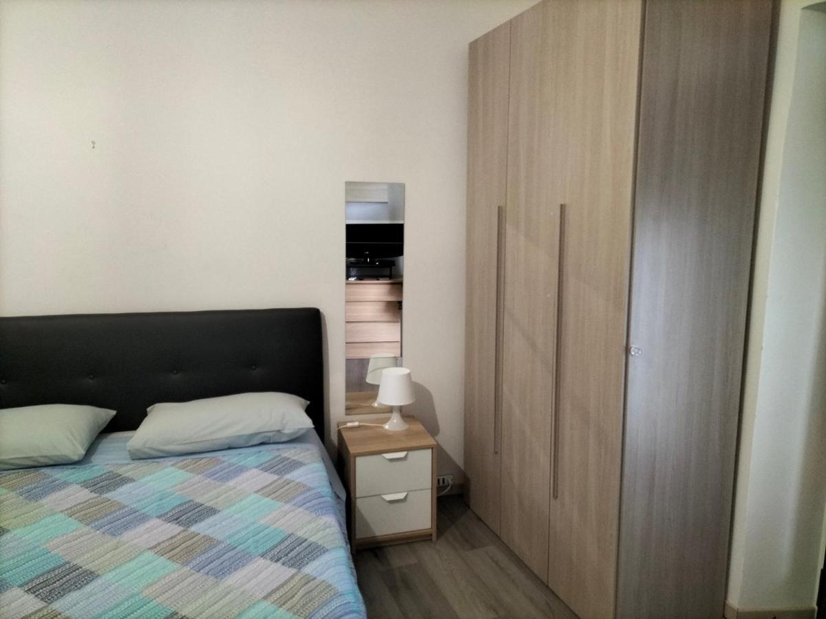 Affitti Brevi Ferrera Monolocale Ferrera 20 Minuti Da Rho Fiera E San Siro Apartment Bareggio Bagian luar foto
