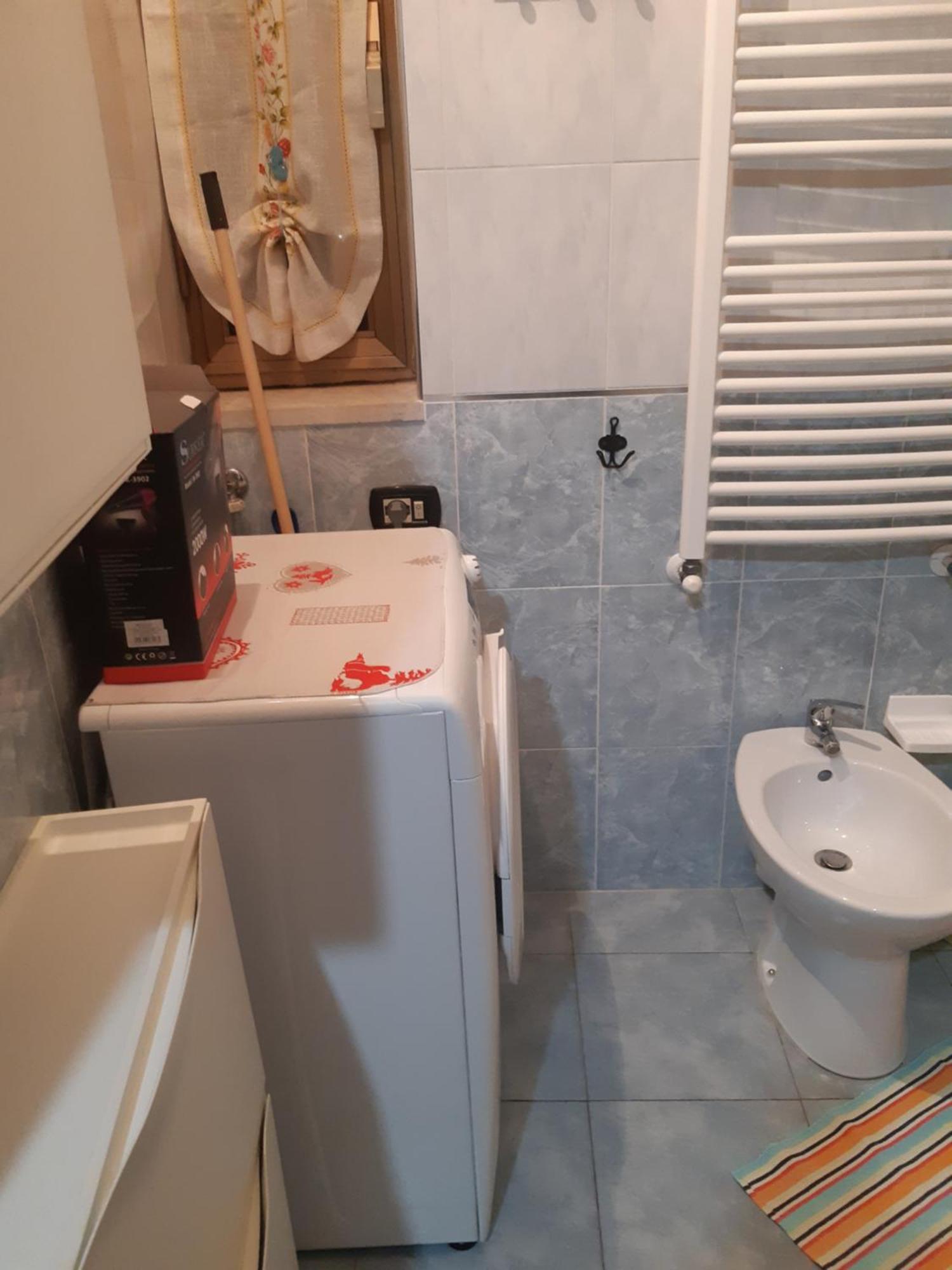 Affitti Brevi Ferrera Monolocale Ferrera 20 Minuti Da Rho Fiera E San Siro Apartment Bareggio Bagian luar foto