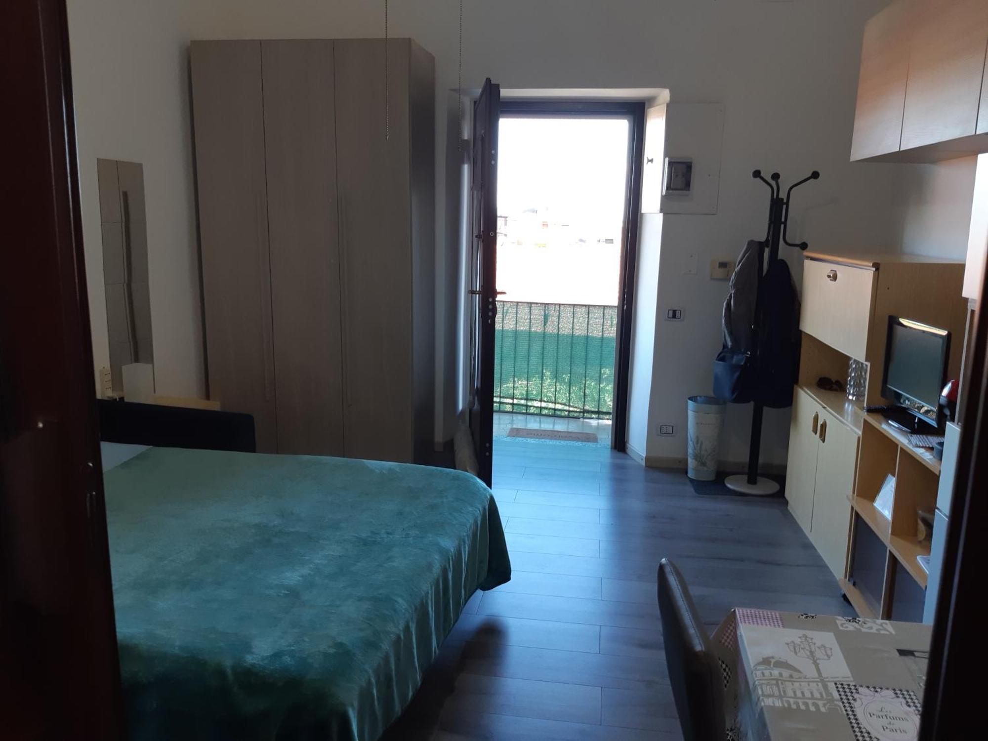 Affitti Brevi Ferrera Monolocale Ferrera 20 Minuti Da Rho Fiera E San Siro Apartment Bareggio Bagian luar foto
