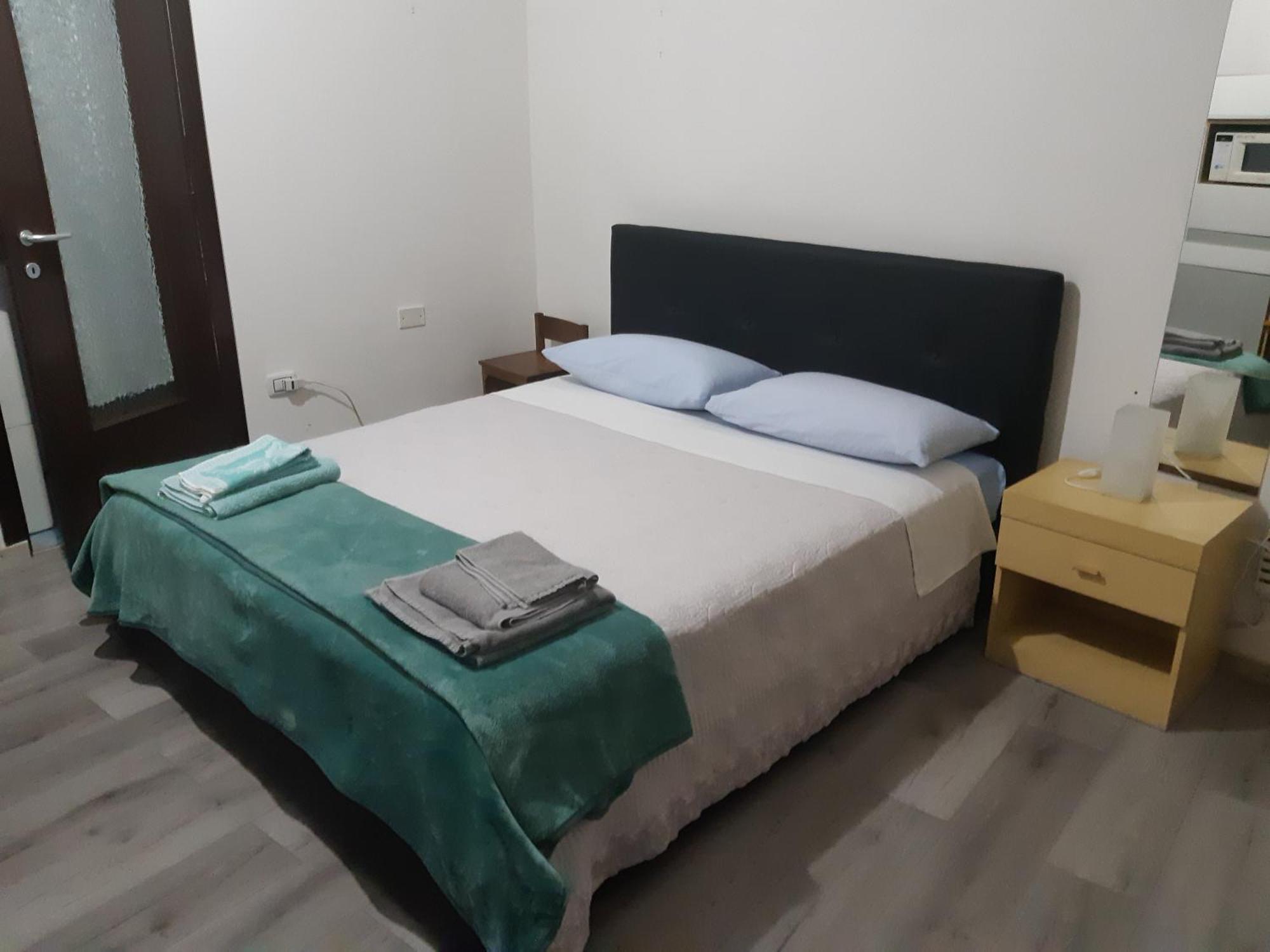 Affitti Brevi Ferrera Monolocale Ferrera 20 Minuti Da Rho Fiera E San Siro Apartment Bareggio Bagian luar foto